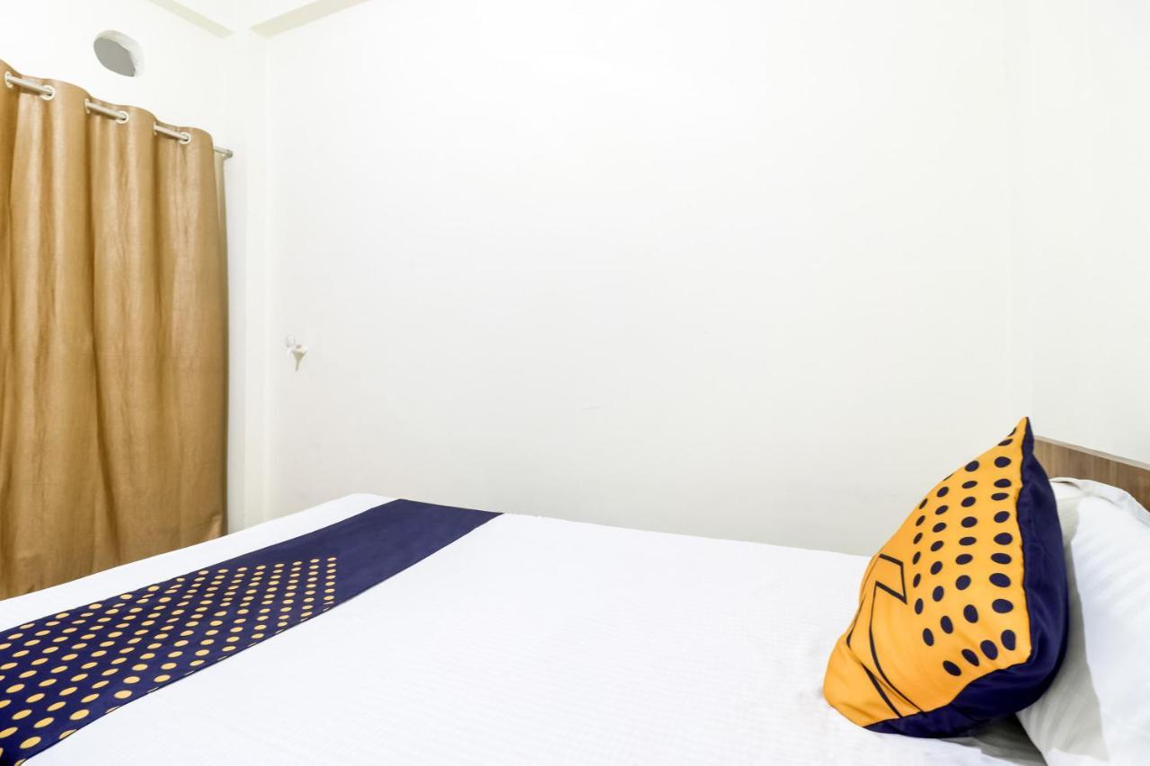 Oyo 40073 Yash Homestay Samarda Kaliāsot Exterior foto